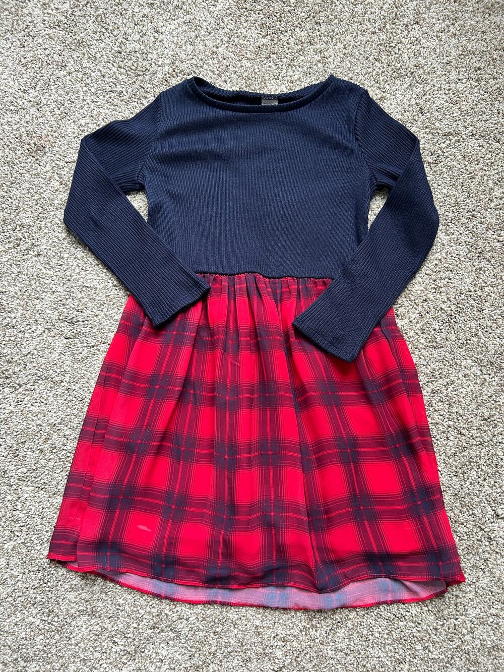 Oshkosh Girls Red and Black Christmas Plaid Dress, Size 7